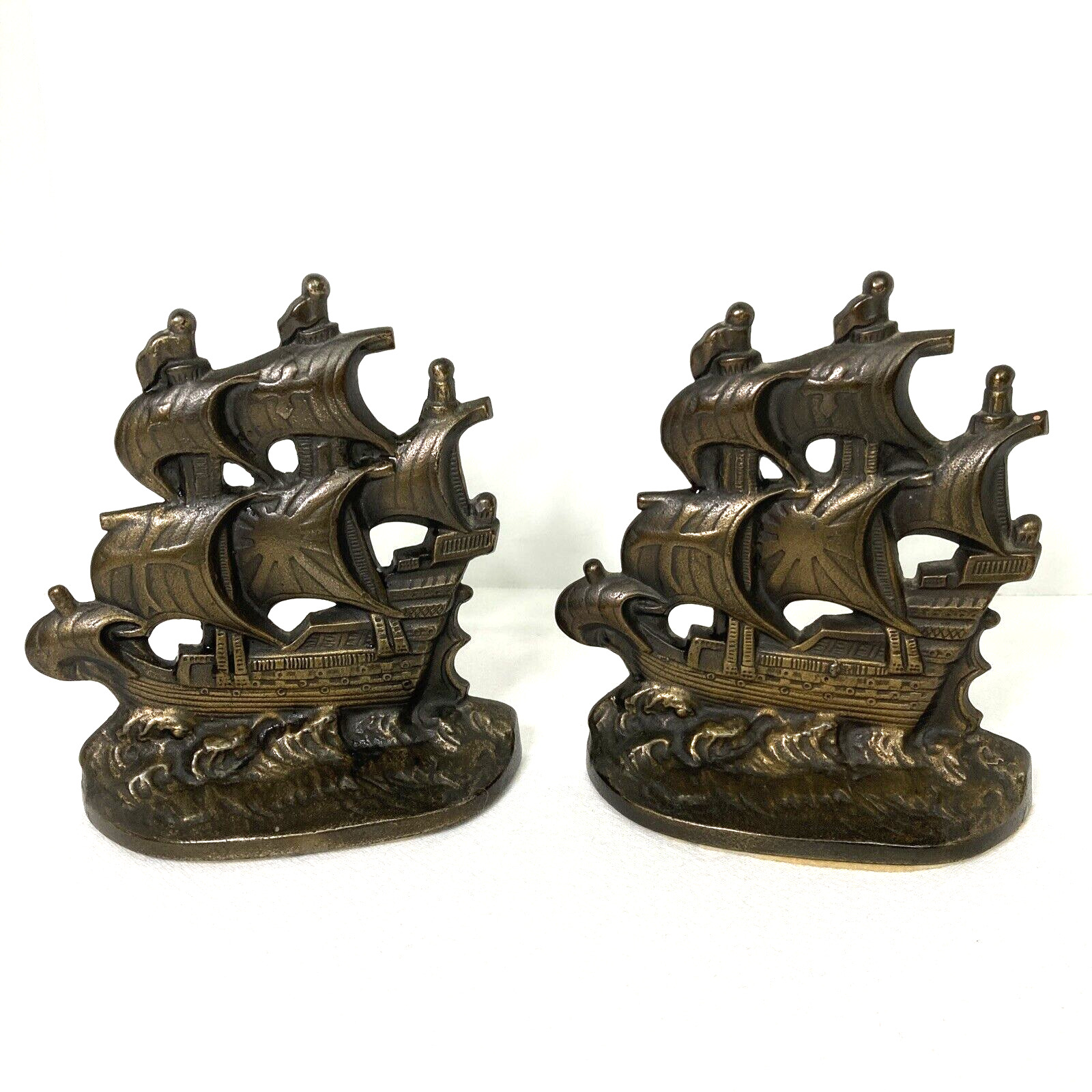 Vtg Connecticut Foundry Ship Bookends Set of 2 Spanish Galleon Cast Metal 6\