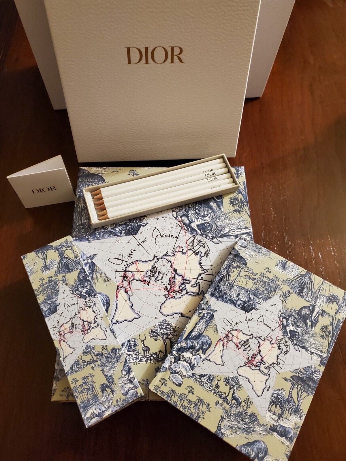 DIOR EXCLUSIVE NOTEBOOK & PENCILS AROUND THE WORLD MOTIF STATIONERY SET 2024 NEW
