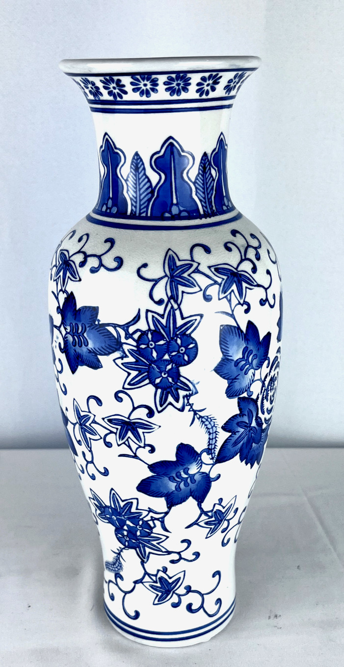 Vintage Chinese Asian Blue and White Pocket Wall Vase 