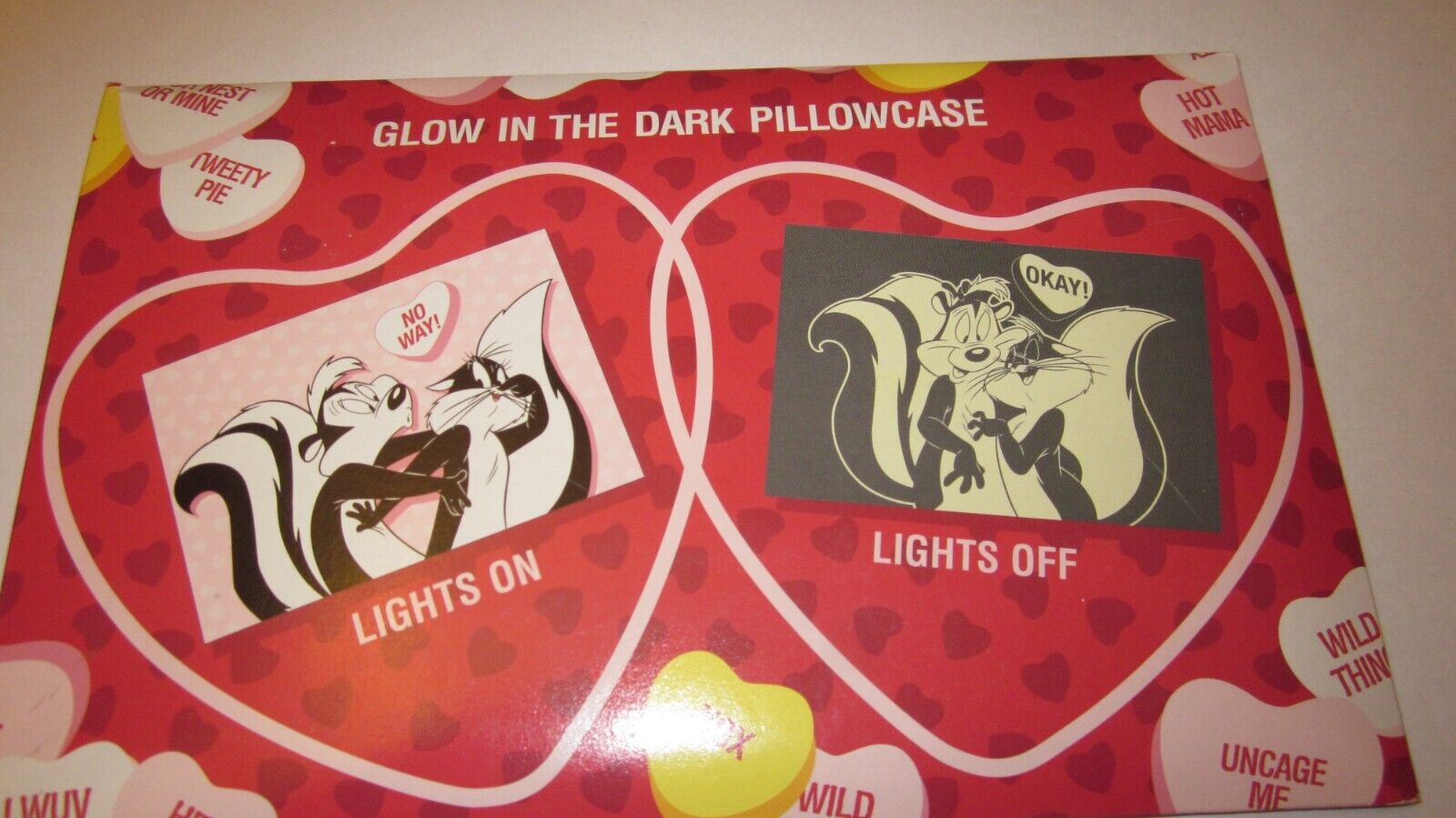 Super Rare Looney Tunes Pepe Le Pew pillowcase vintage