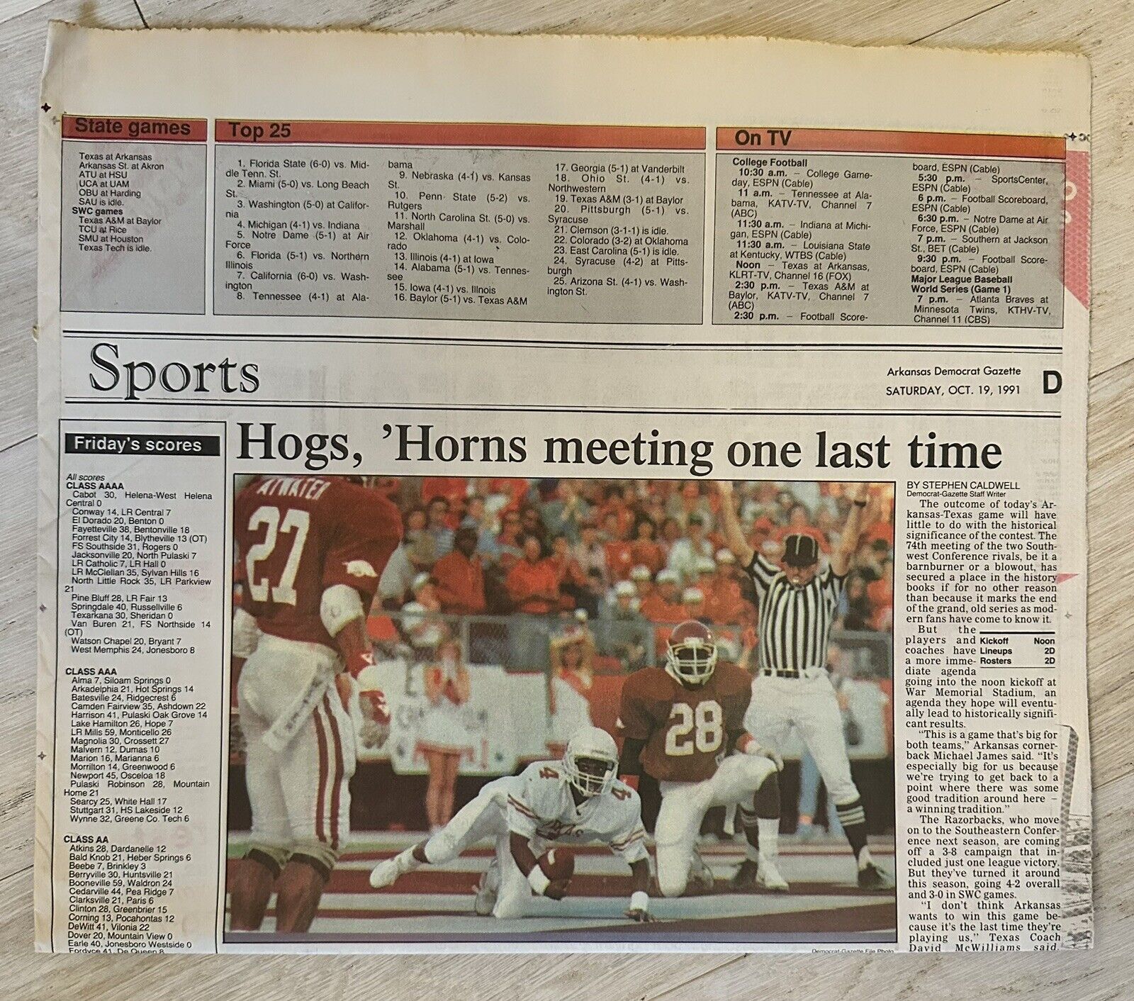 Arkansas Razorbacks Texas Longhorns SWC Football Game Sports Page 10/19/1991