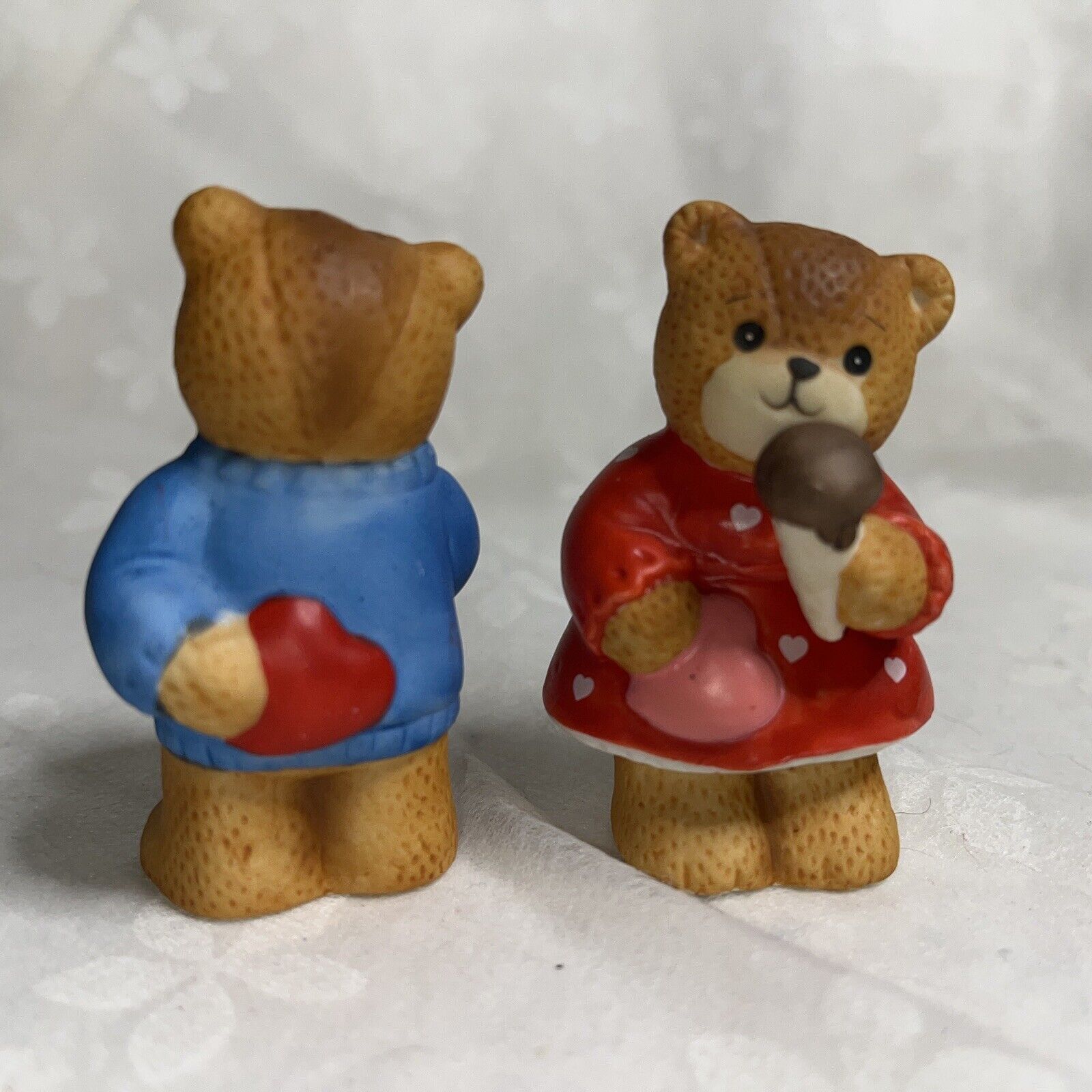 Vintage 1987 Lucy Rigg Enesco Lucy & Me Little Boy Girl Bear with Valentine