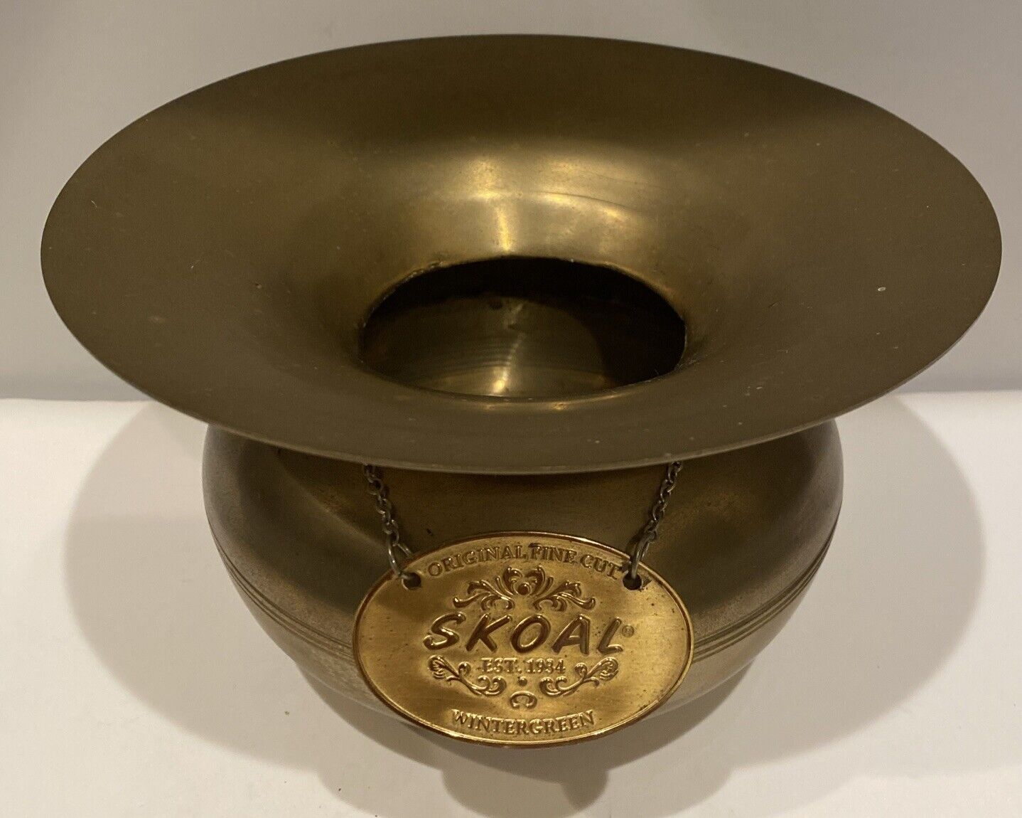 Skoal Brass Spittoon w Hanging Brass Pendant 5” Tall Original Fine Cut Est 1934