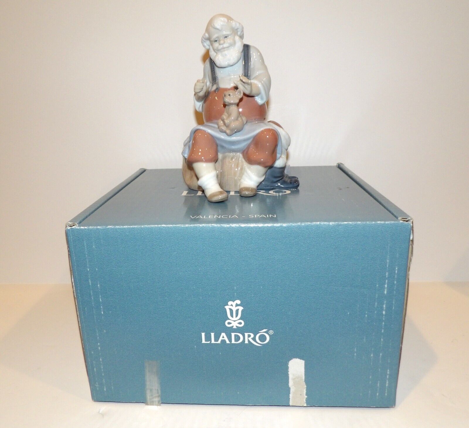FABULOUS LLADRO #6774 SANTAS MAGIC TOUCH IN BOX ~PAINT BRUSH NOT ATTACHED~
