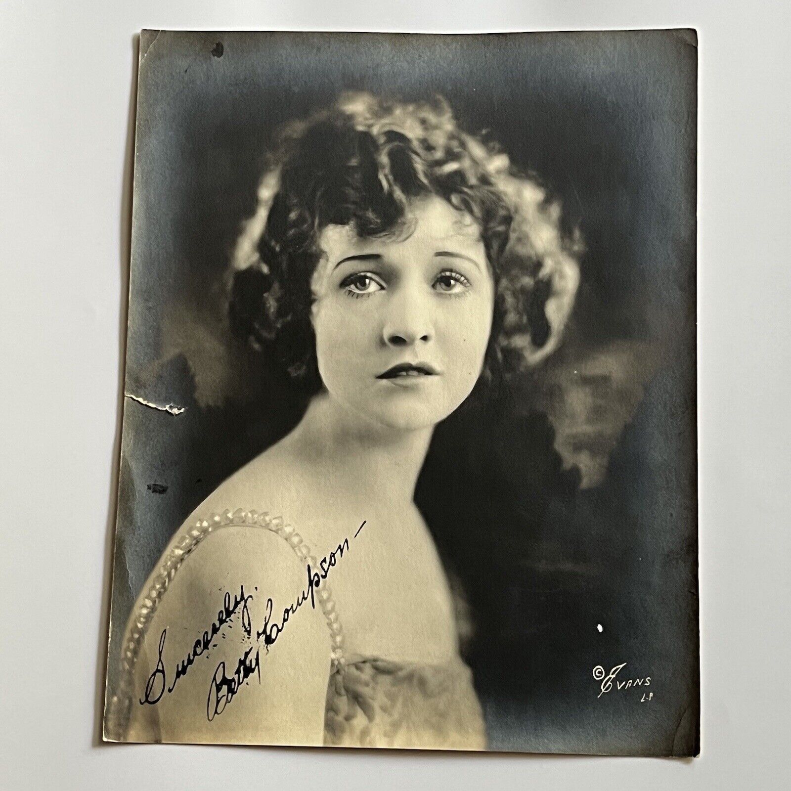 Antique B&W Photograph ID Betty Compson Beautiful Actress Flapper Autograph