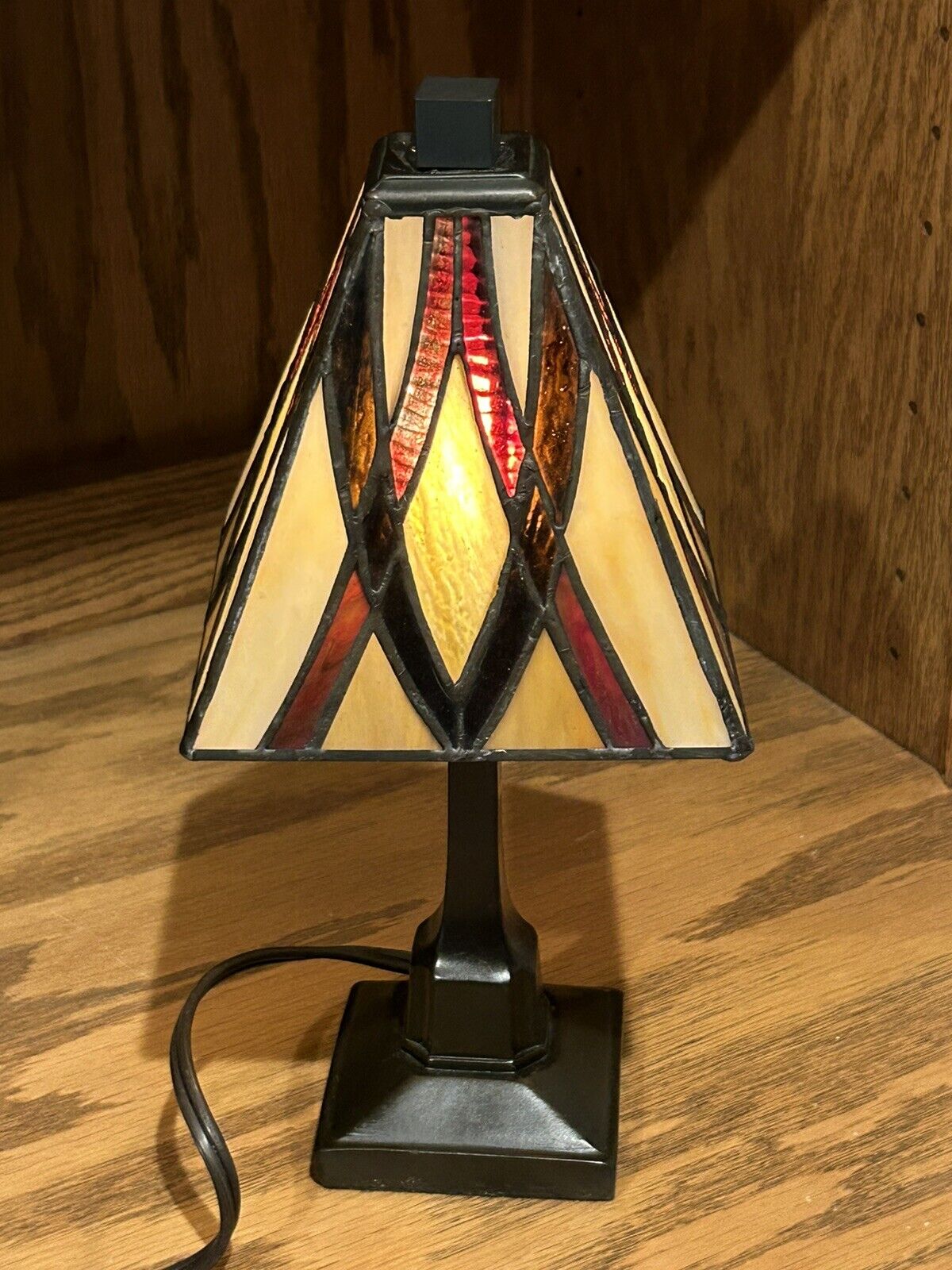 Vintage Ashley Harbour Tiffany Style Stained Glass Traditional Accent Lamp 12”