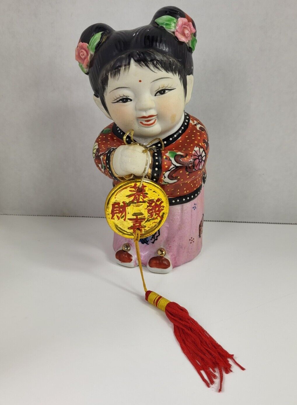 Vtg Jade Girl Chinese Asian Porcelain Lucky Child w/ Gold Coin