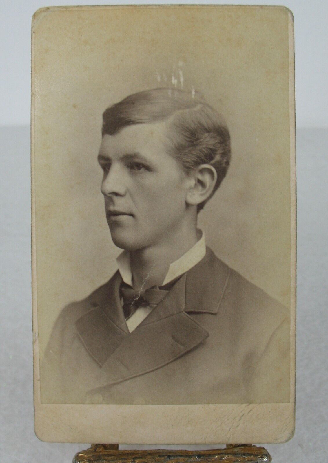 Small CDV Cabinet Card 1880\'s College Boy / Man Photo, Photographer W.S. Johnson