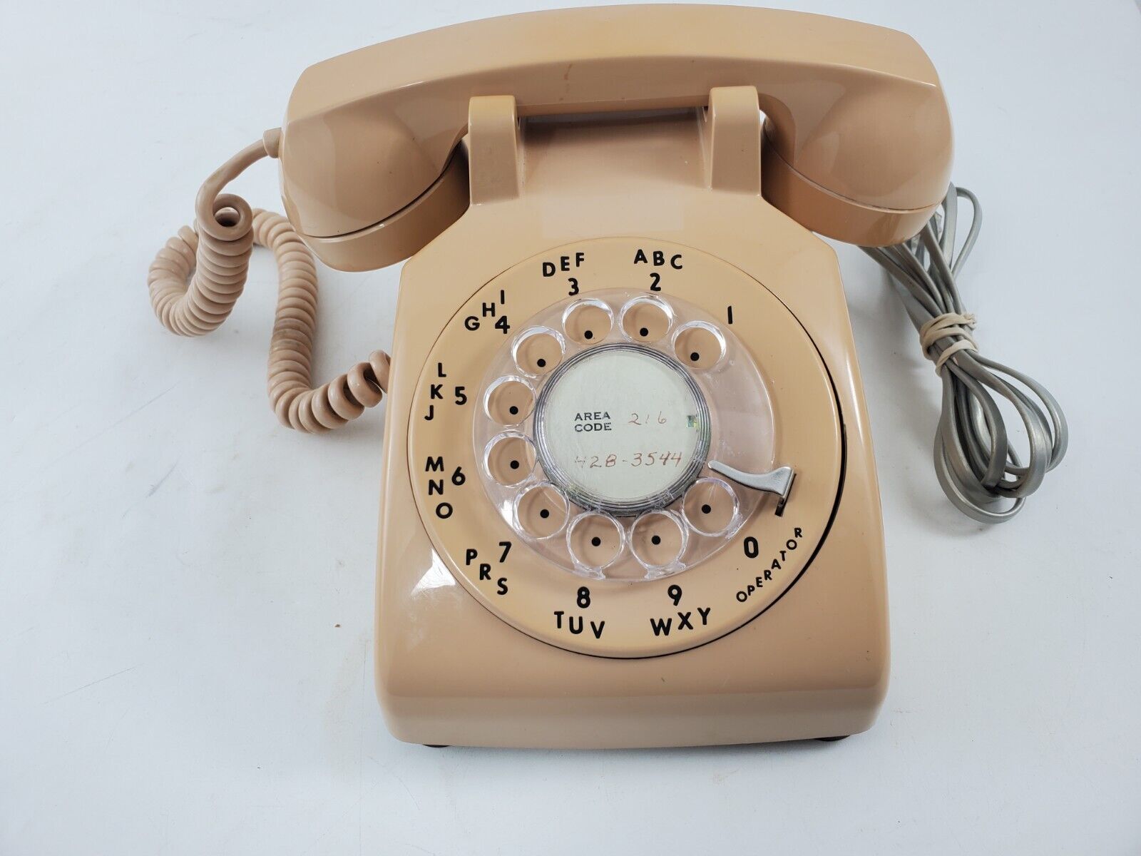 Vintage ITT Retro  Beige Tan Rotary Dial Desk/Table Top Old School Telephone