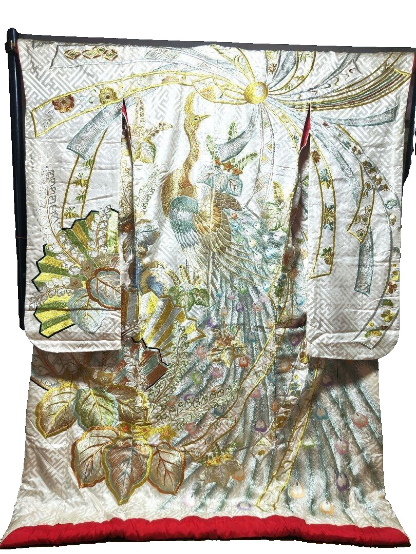 Vintage Japanese Pure silk Kimono Uchikake Wedding Gold peacock embroidery (u89)