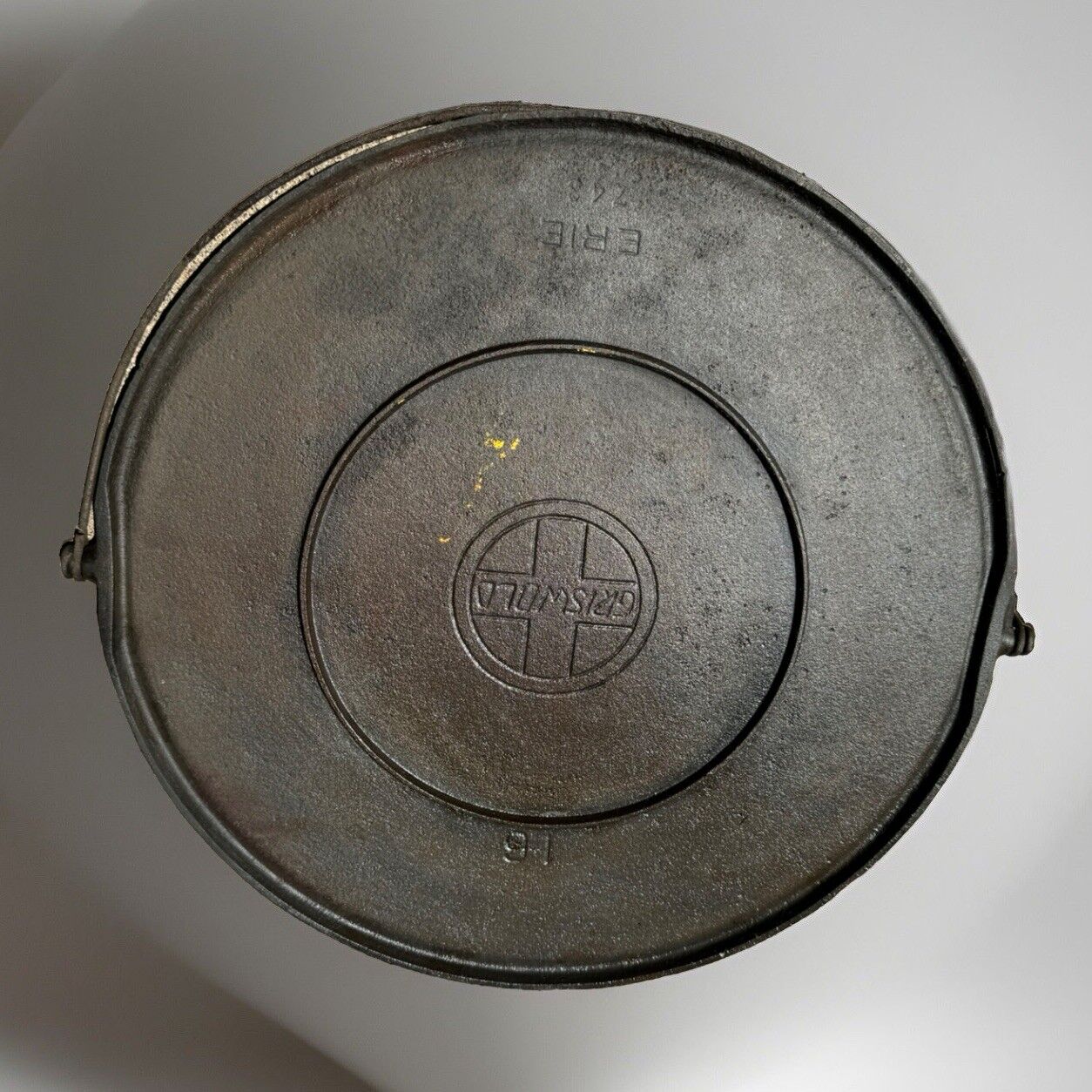 Griswold Cast Iron #16 Erie Logo Bailed Griddle