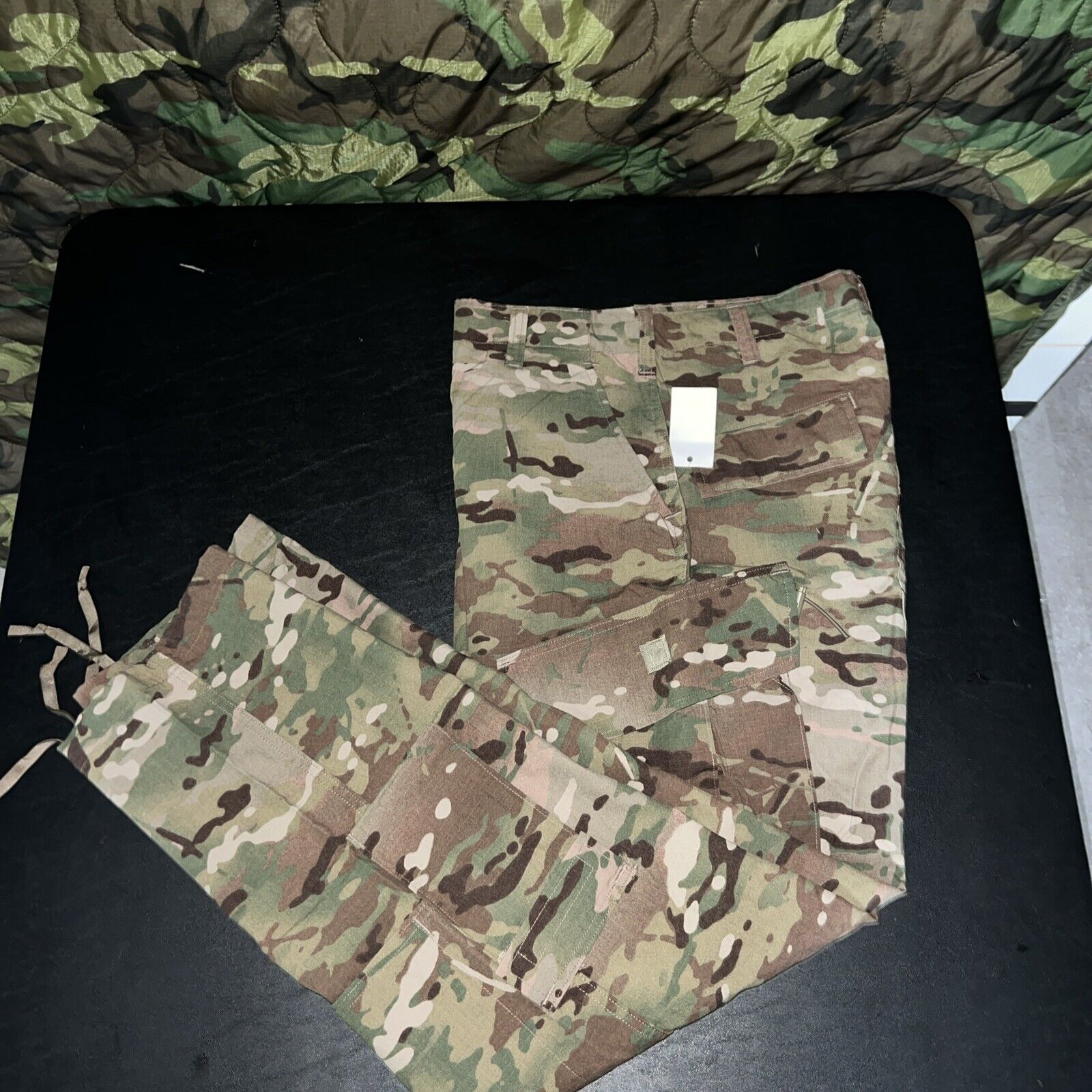 USGI US Army OCP Combat Pants Trousers Flame Resistant Medium Regular NEW K-119