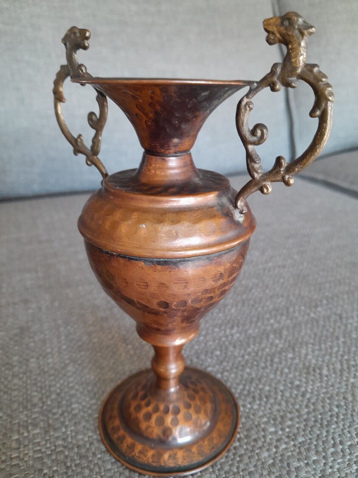 Gorgeous Vintage 1960s Italian Hand Hammered Copper Urn With Brass Lion Handles