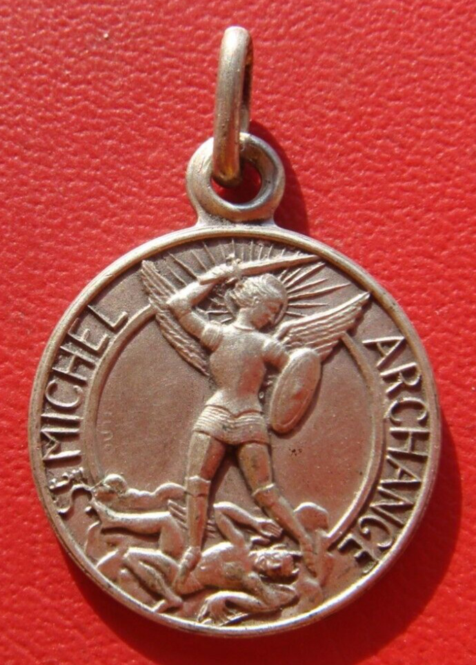 OLD FRANCE Saint Michael the Archangel HOLY SILVER 925 MEDAL Pendant sign Coutre
