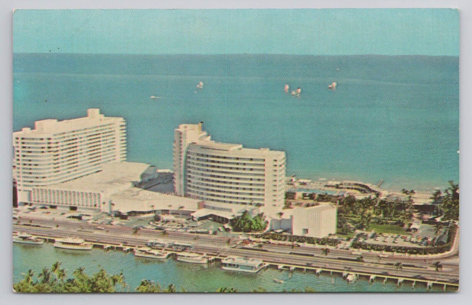 Postcard The Fontainebleau Hotel Cabana And Yacht Club Florida