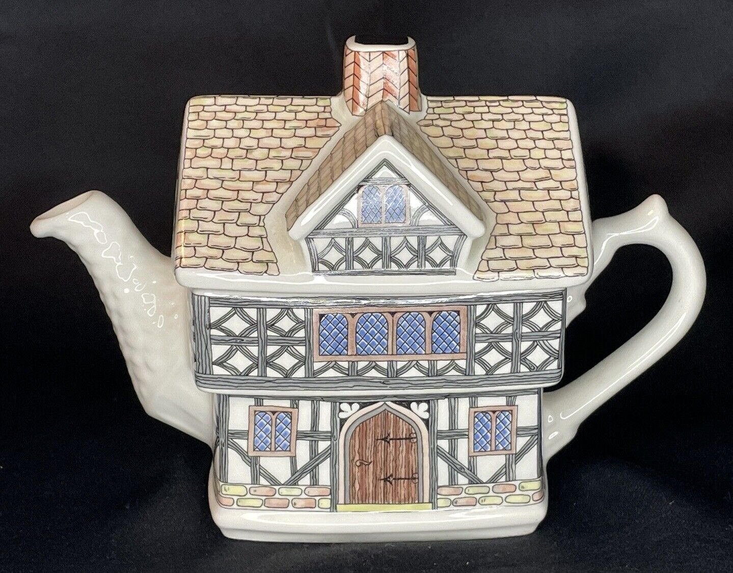 SADLER  Porcelain Tea Pot English Country Houses “Tudor House” #4437