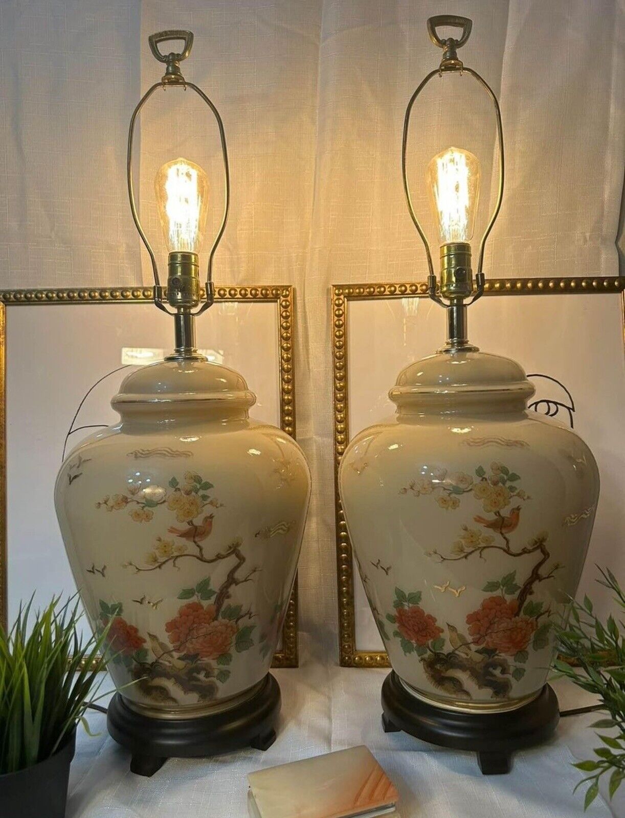 Vtg Hand Painted Porcelain Ceramic  Ginger Jar Chinoiserie Asian Table Lamp Pair