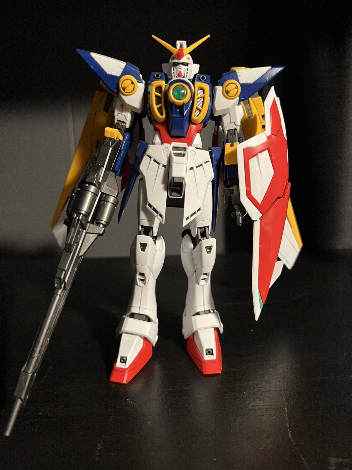 MG 1/100 Wing Gundam (TV) Ver.  Bandai Model Kit Pre-Built.