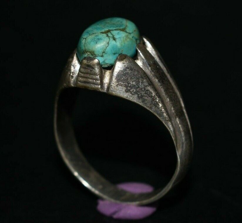 Beautiful Vintage Near Eastern Silver Ring with Natural Turquoise Stone Bezel 