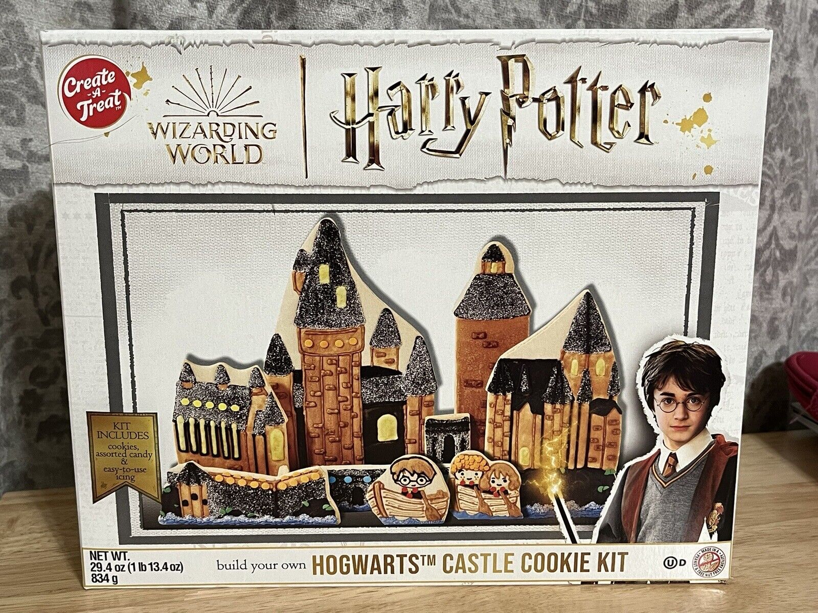 Create-A-Treat Harry Potter Build Your Own Hogwarts Castle Cookie Castle Kit NEW