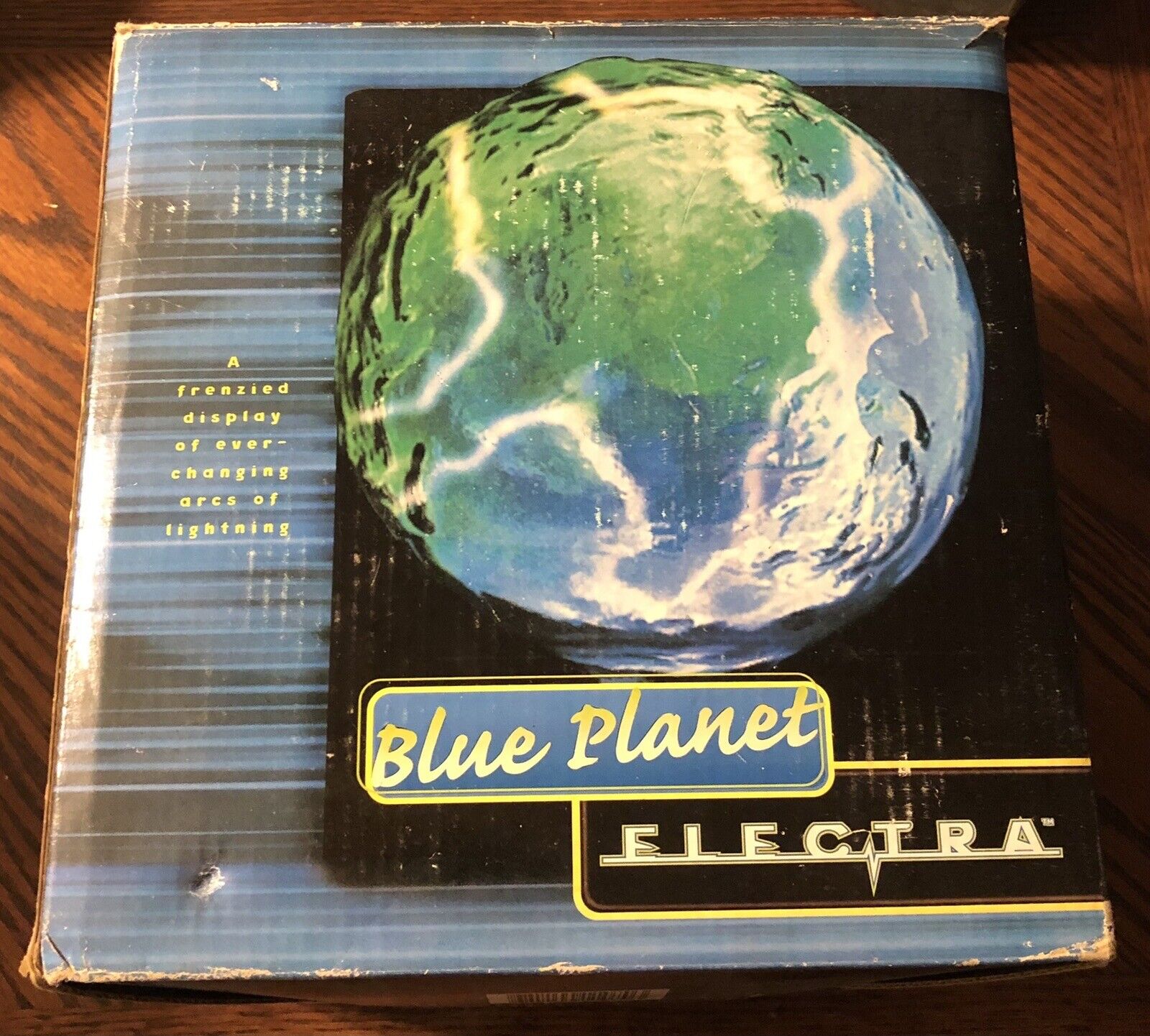 RARE LumiSource Blue Planet Electra Plasma Lamp Glass Art New