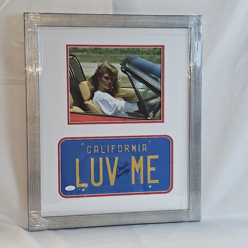 Christie Brinkley signed National Lampoon\'s Vacation “LUV ME” License Plate JSA