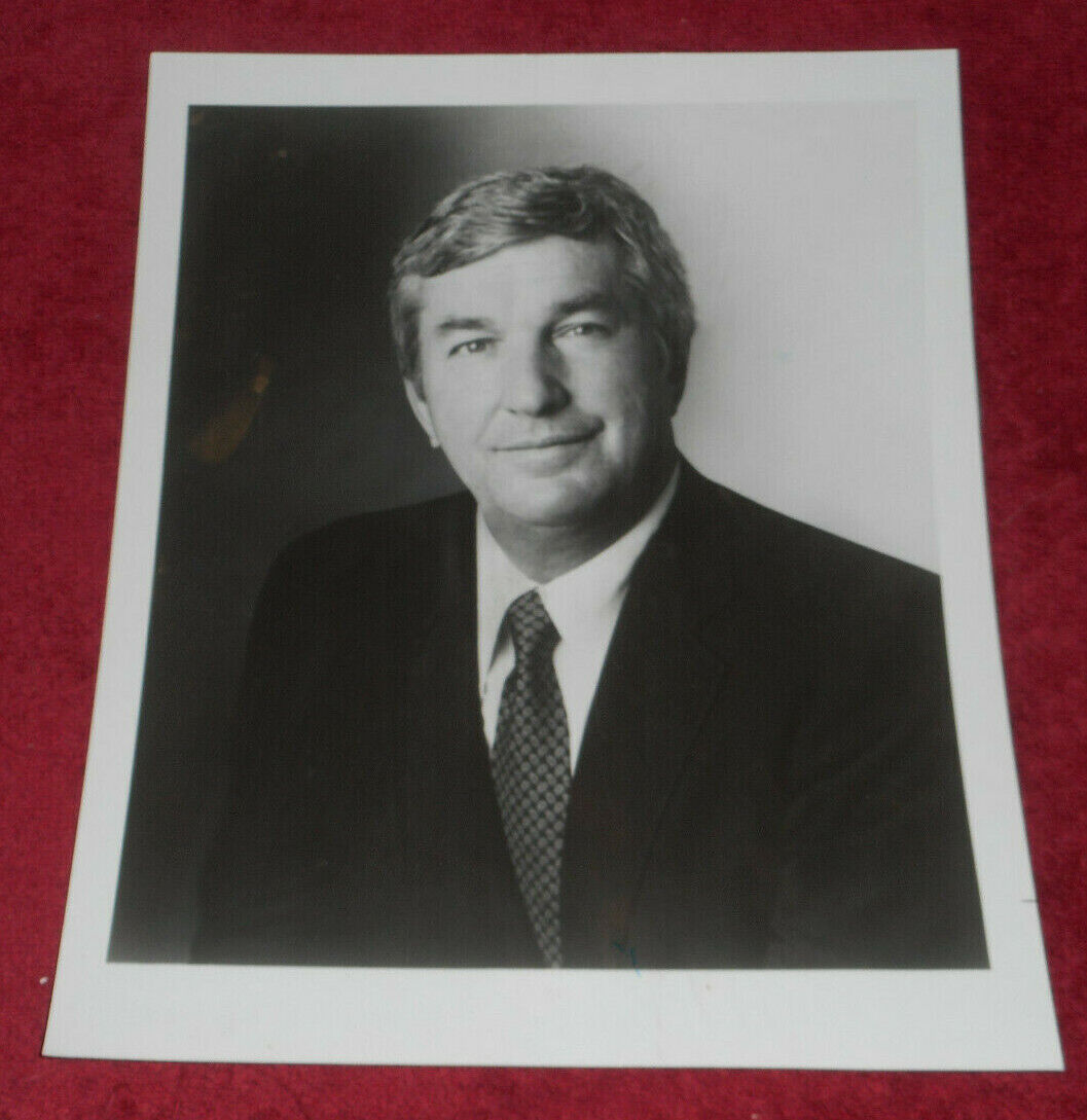 1980s Press Photo Metromedia Broadcasting TV Vice President Robert M Bennett