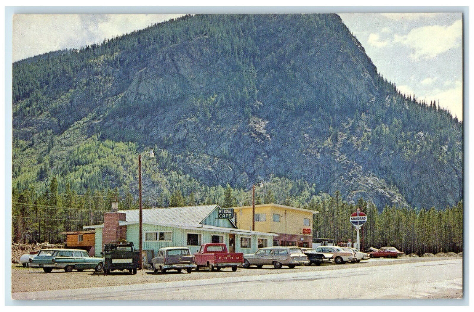 c1960's Mt. Royal Motel Restaurant Frisco Colorado CO Vintage Postcard