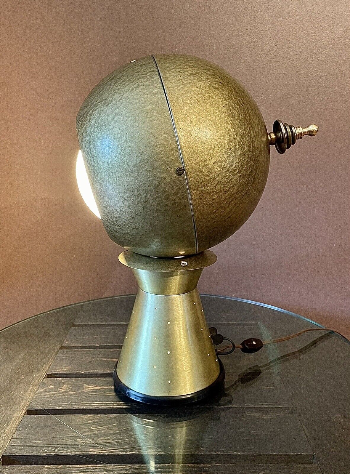 Vintage MId Century Sputnik Atomic Space Age Retro Folk Art Retro Lamp Light