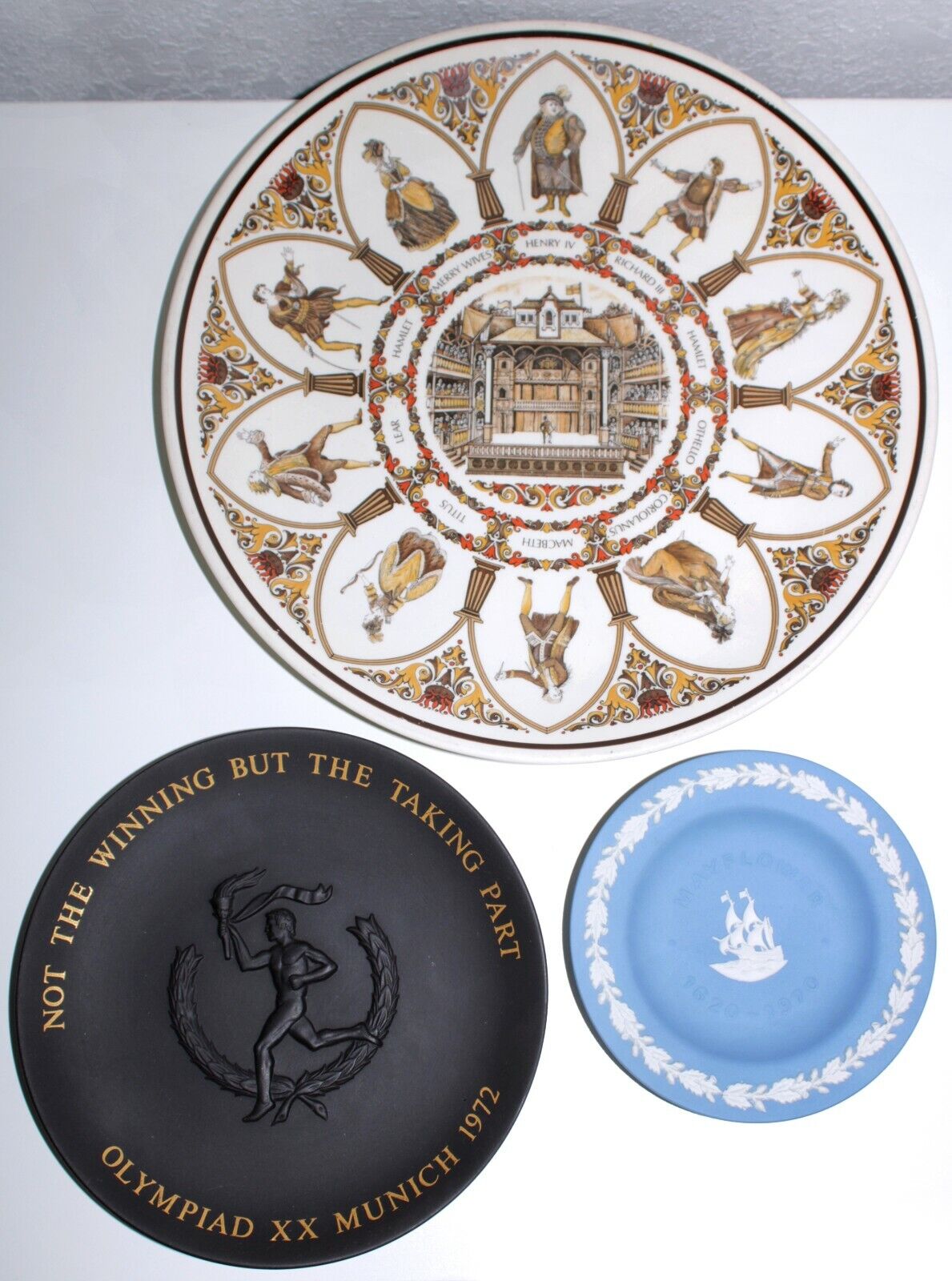 Wedgwood Historical Blue Black Jasperware 1972 Olympic Plate Shakespeare LOT 3