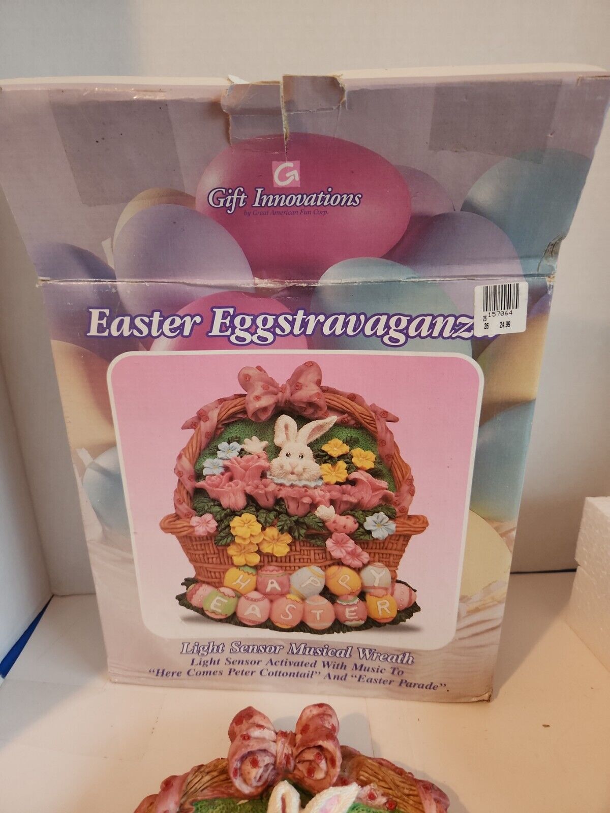 Vintage Easter eggstravaganza light sensor musical wreath works new open box