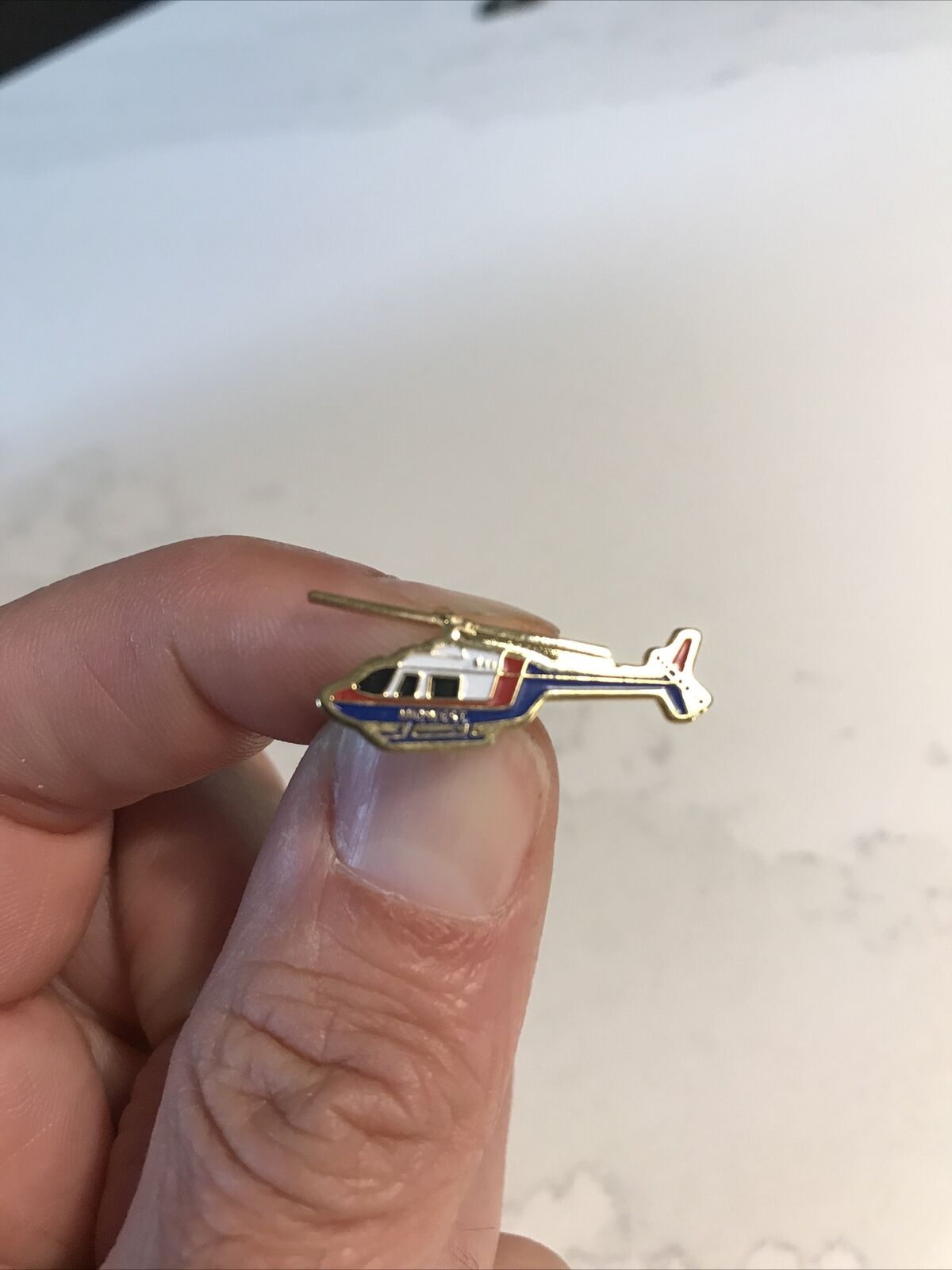 Midwest Helicopter Lapel Pin
