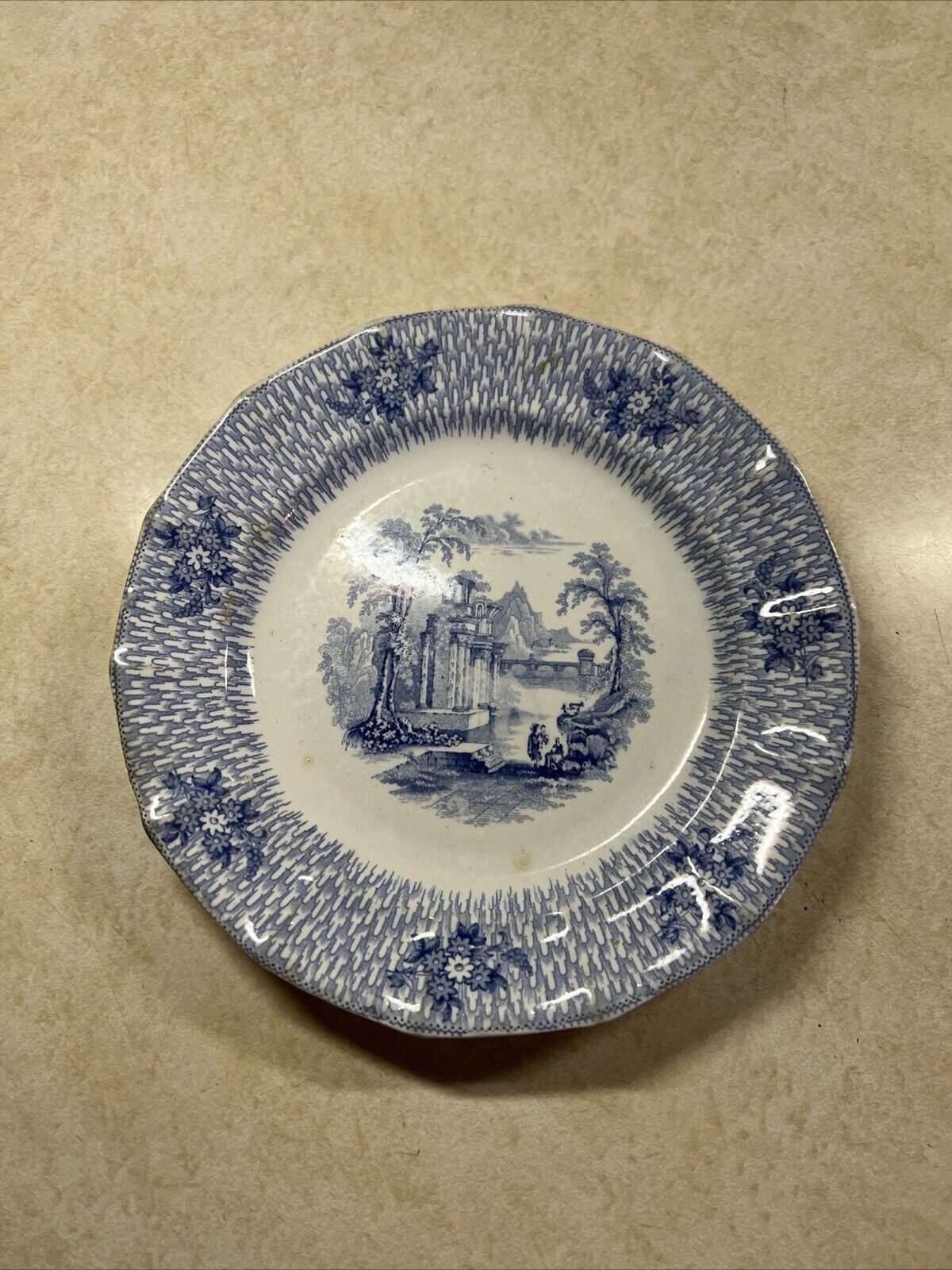 WEDGEWOOD HISTORIC BOSTON Old State House 9inch Plate.