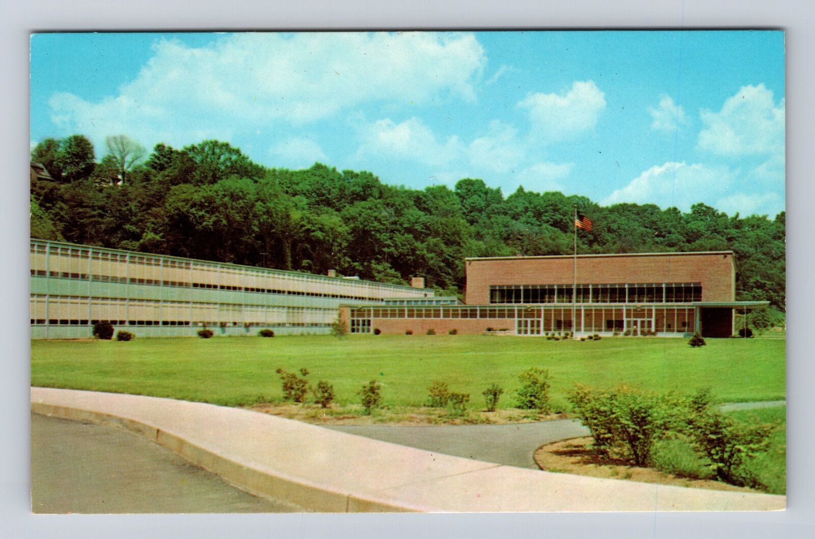 New Kensington PA-Pennsylvania, New Kensington Sr High School, Vintage Postcard