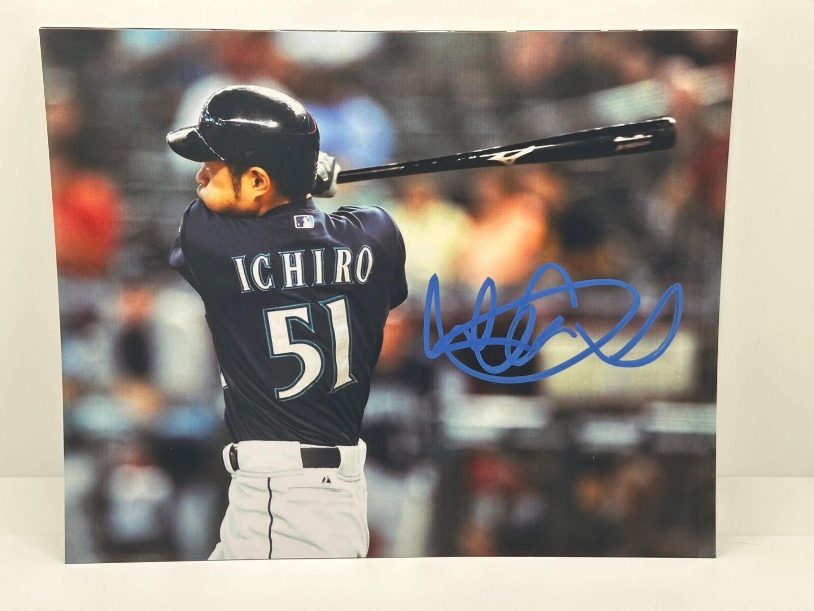 Ichiro Blue Seattle Mariners Signed Autographed Photo Authentic 8X10 COA