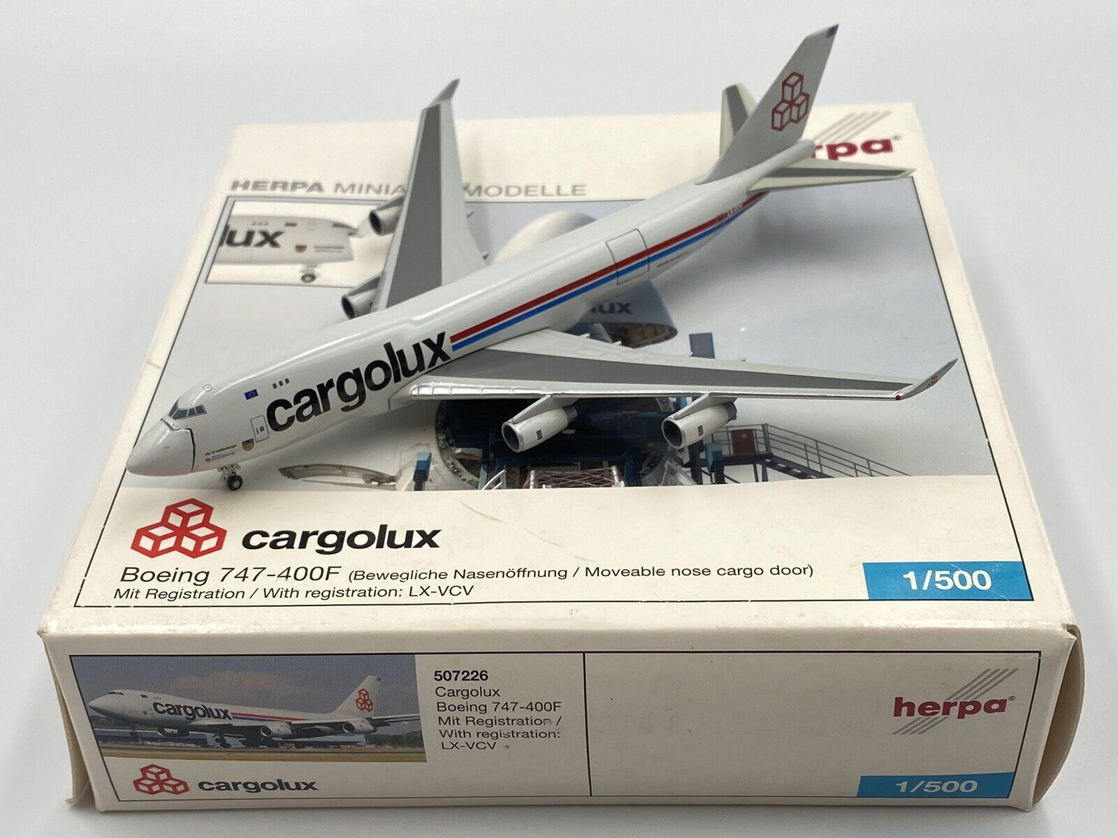 HERPA WINGS (507226) 1:500 CARGOLUX BOEING 747-400F BOXED 