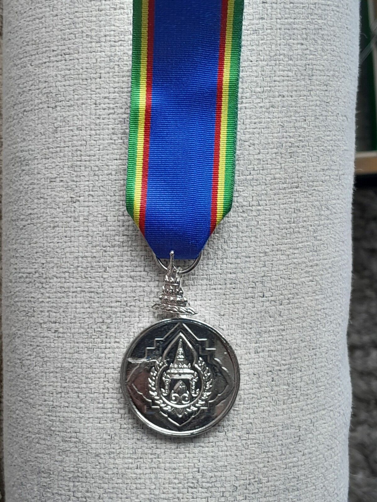 THAILAND ORDER OF THE CROWN OF THAILAND-7TH CLASS, MEMBER, SILVER MEDAL