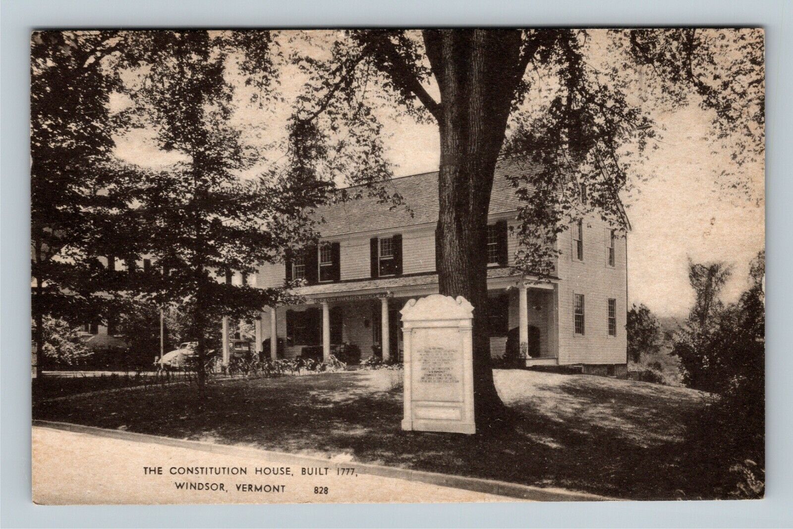 Windsor VT, The Constitution House, Vermont Vintage Postcard