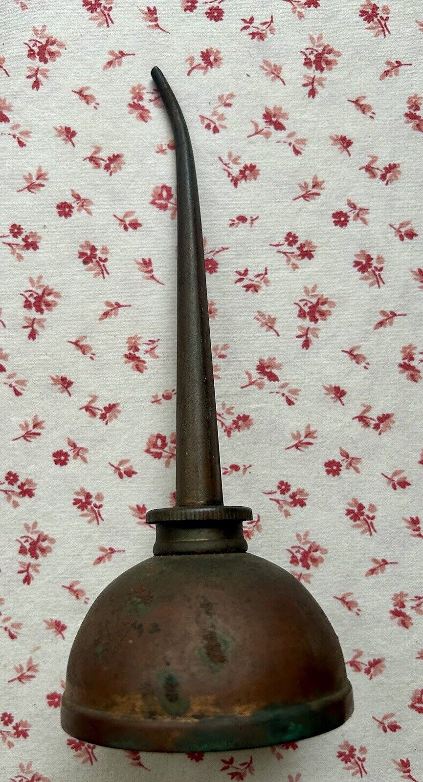 Vintage 1930s Oil Can Unbranded Antique Oiler Thumb Press ~ Rustic Copper Toned