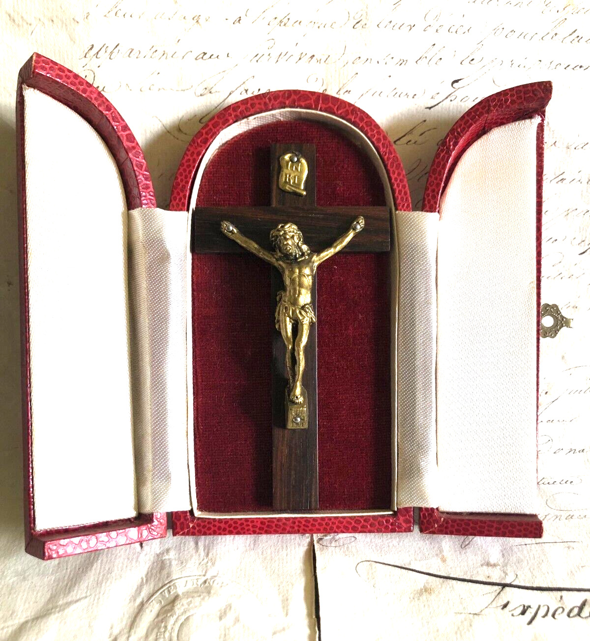 Antique French Travellers Wooden Cross Crucifix Icon Velvet Lined Case c1900s