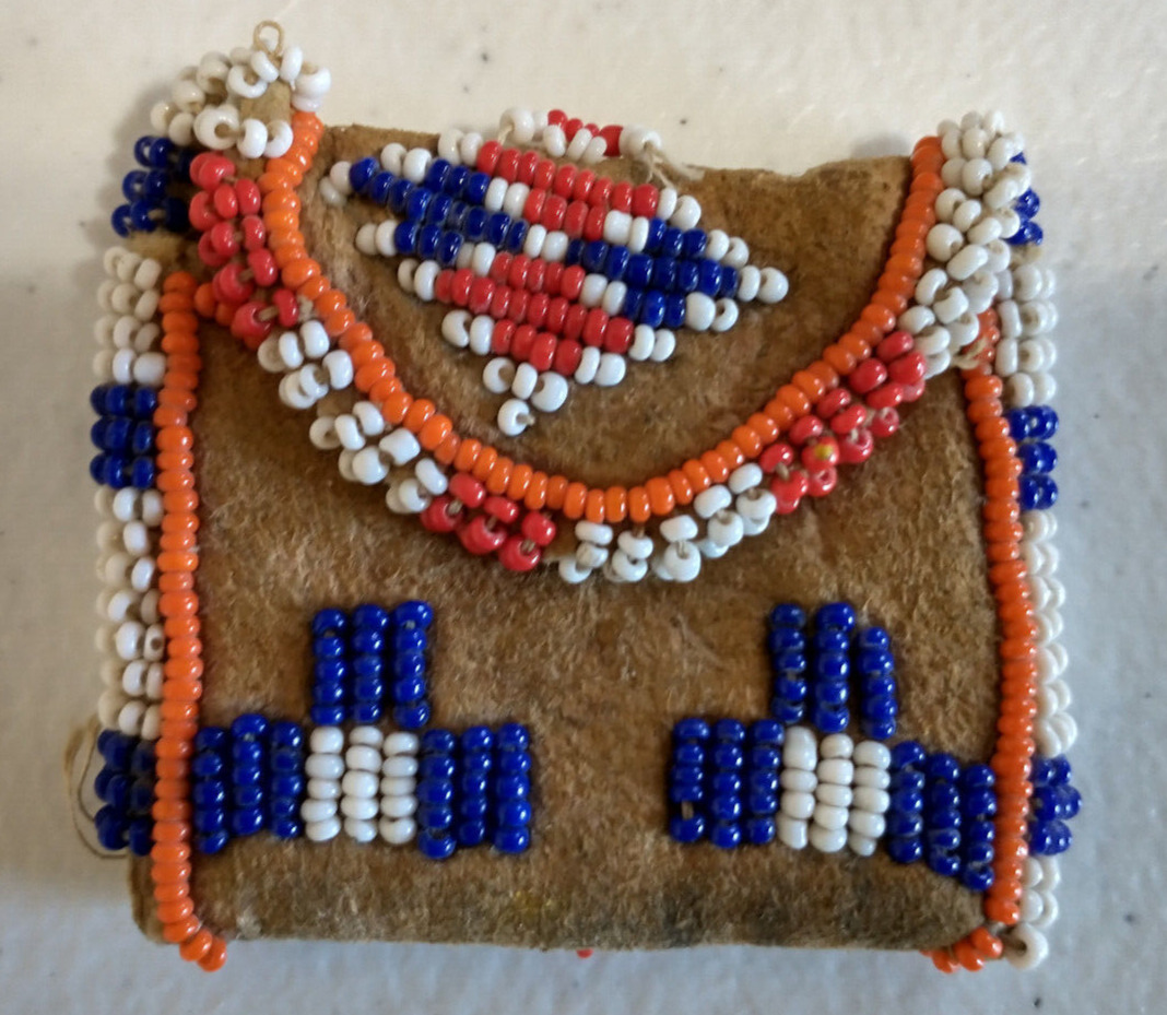 Early 20th Century Native American Beaded Coin Purse
