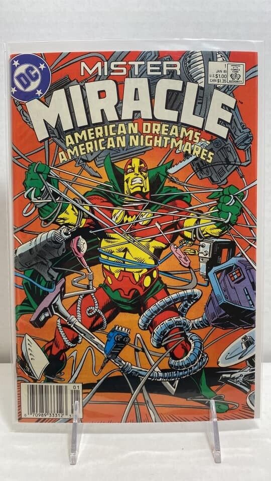 27112: DC Comics MISTER MIRACLE #1 NM Grade