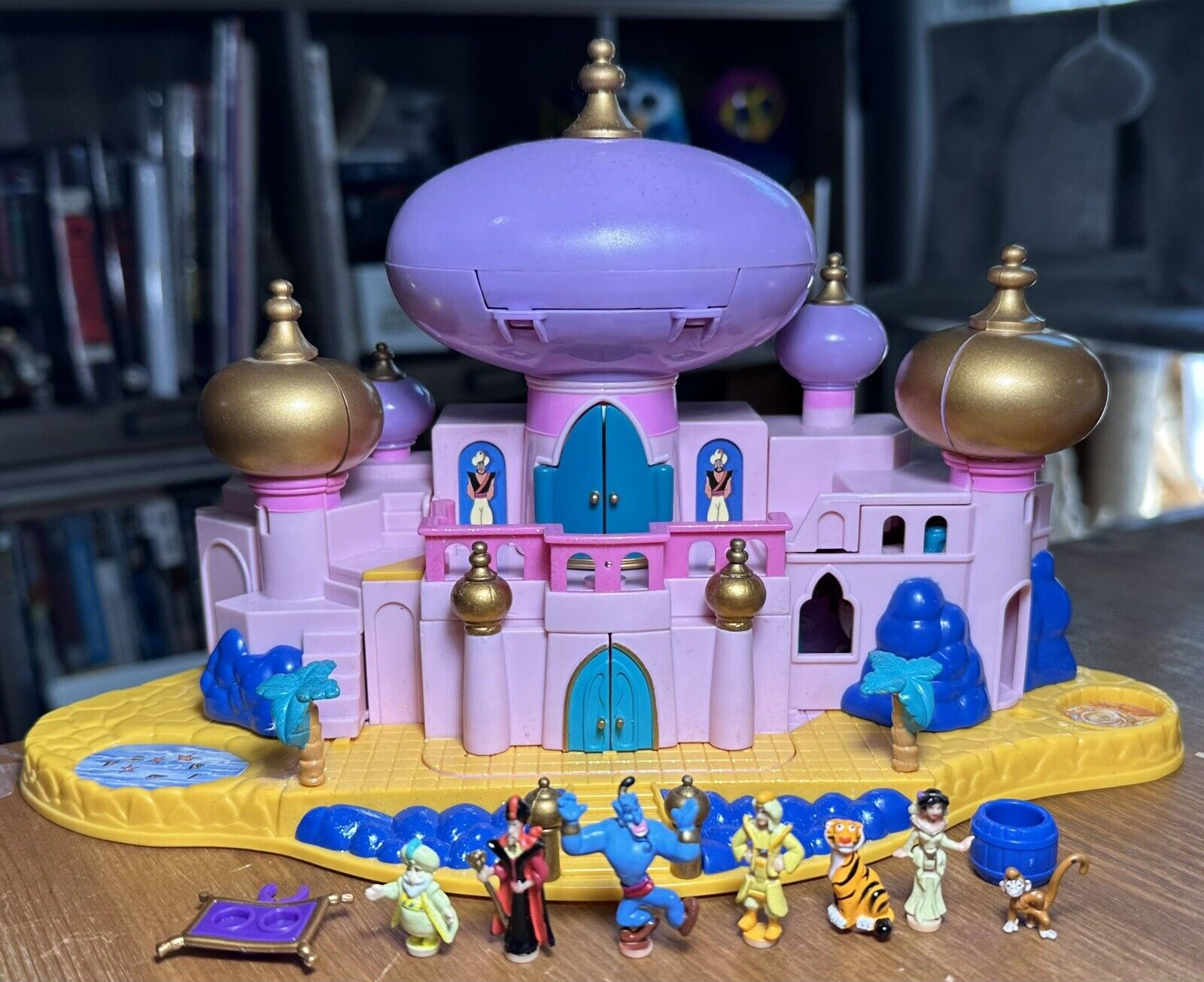Vintage 1995 Polly Pocket Disney Aladdin Jasmine’s Royal Palace All Figures