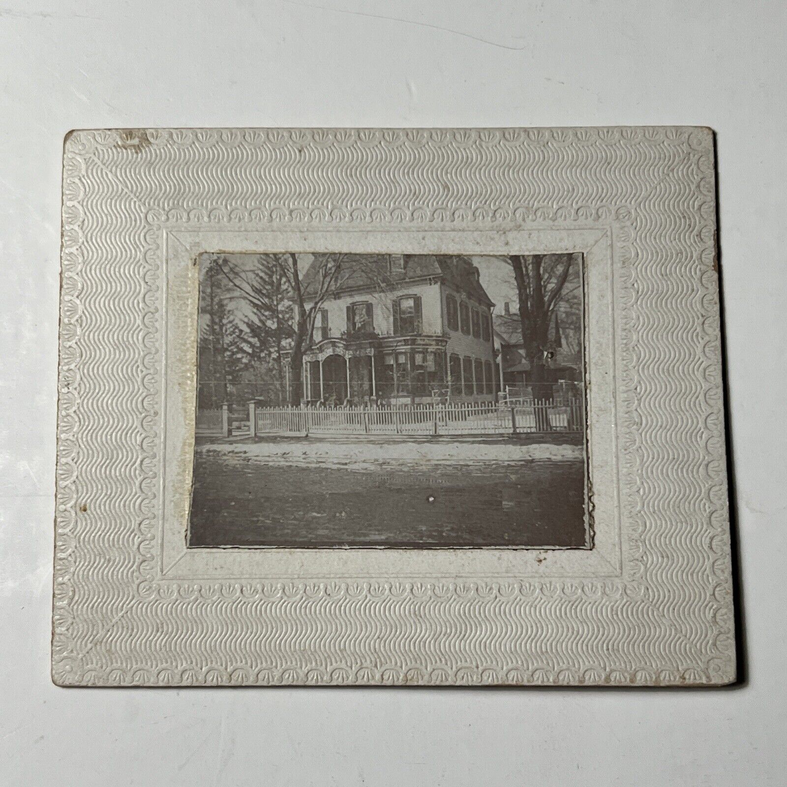 antique QUEEN ANNE style HOUSE miniature Cabinet Card Photo