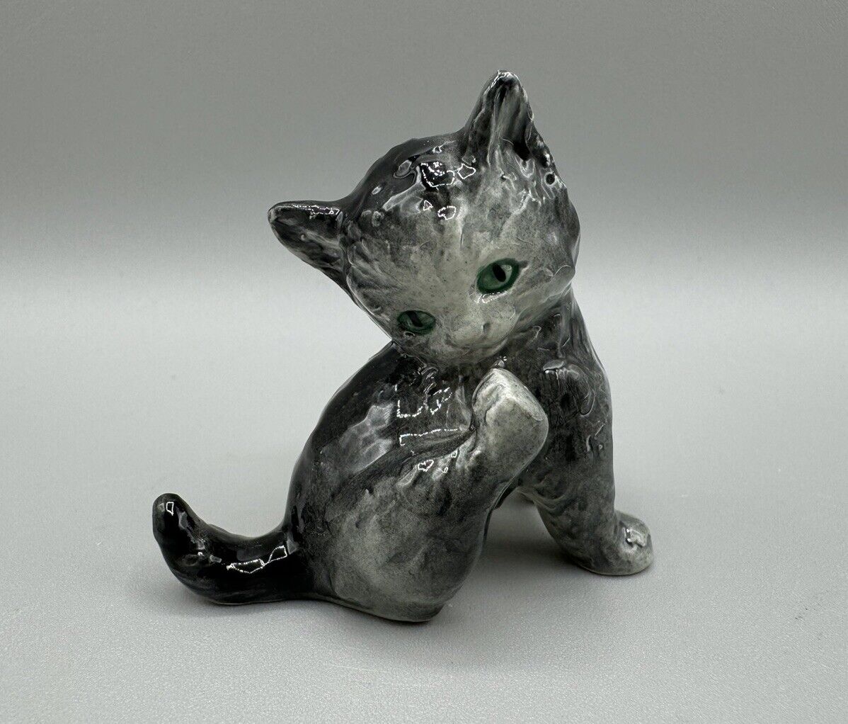 Vintage GOEBEL Figurine Grey Cat Kitten Cat Playful Leg Up Scratching Sticker