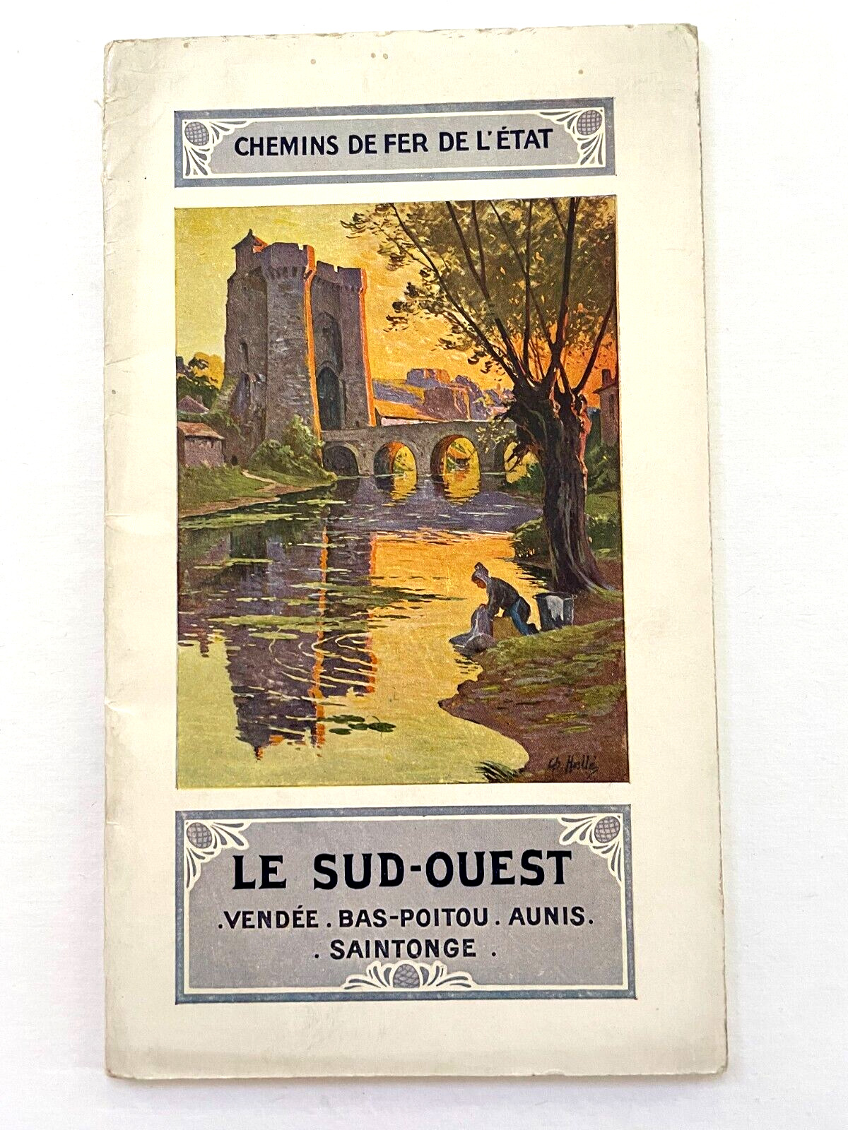 Lovely Vintage French Travel Booklet \