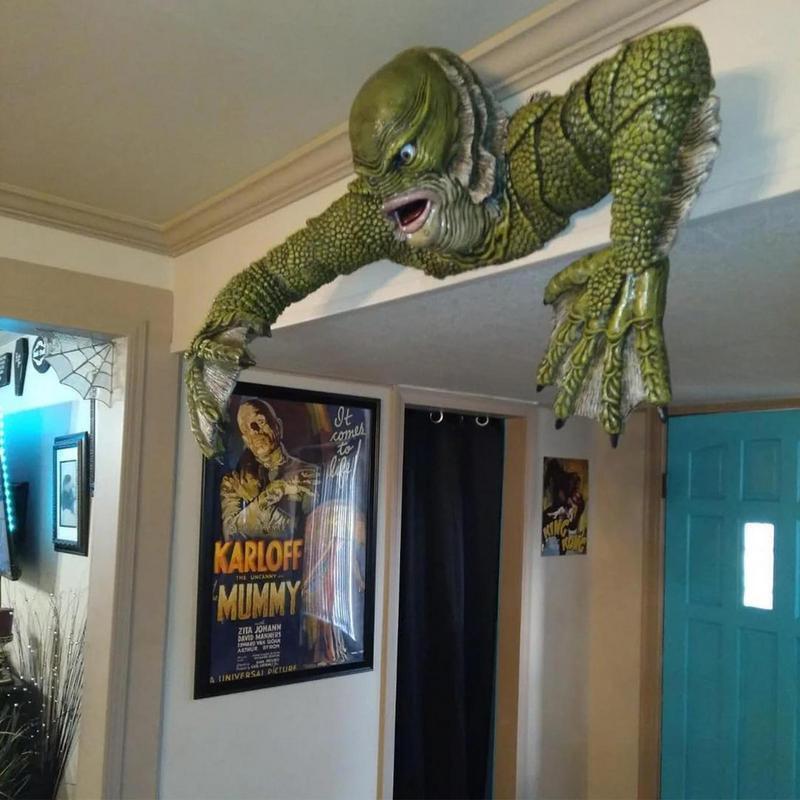 Black Lagoon Biological Horror Film Figure Resin River God Halloween Decor Statu