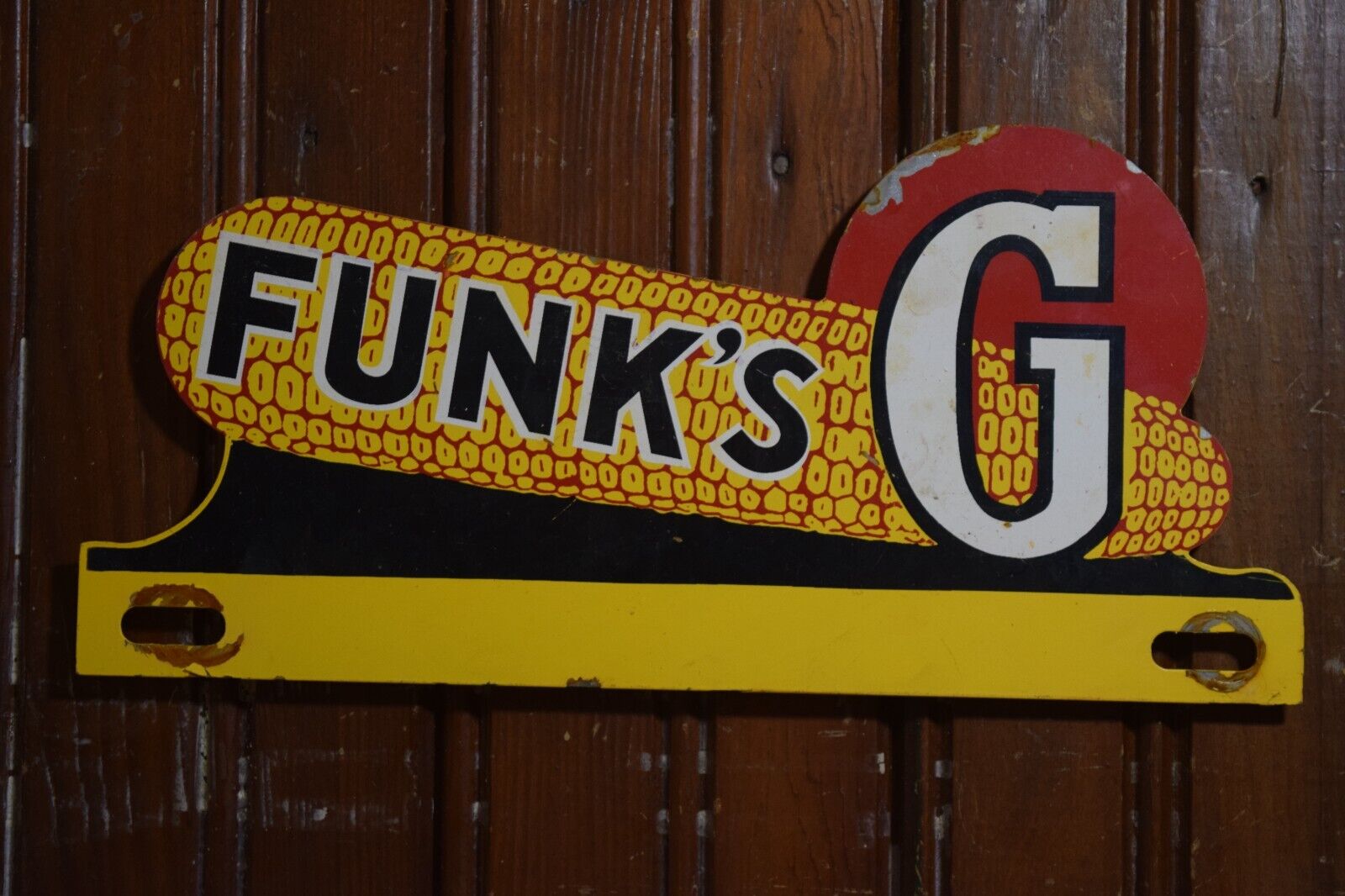 1950s FUNK'S G PAINTED METAL PLATE TOPPER SIGN SEED CORN COB FEED MILL COW FARM