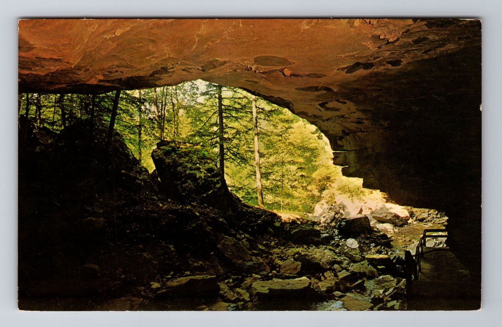 Olive Hill KY-Kentucky Carter Caves States Park, Cascade Cave, Vintage Postcard