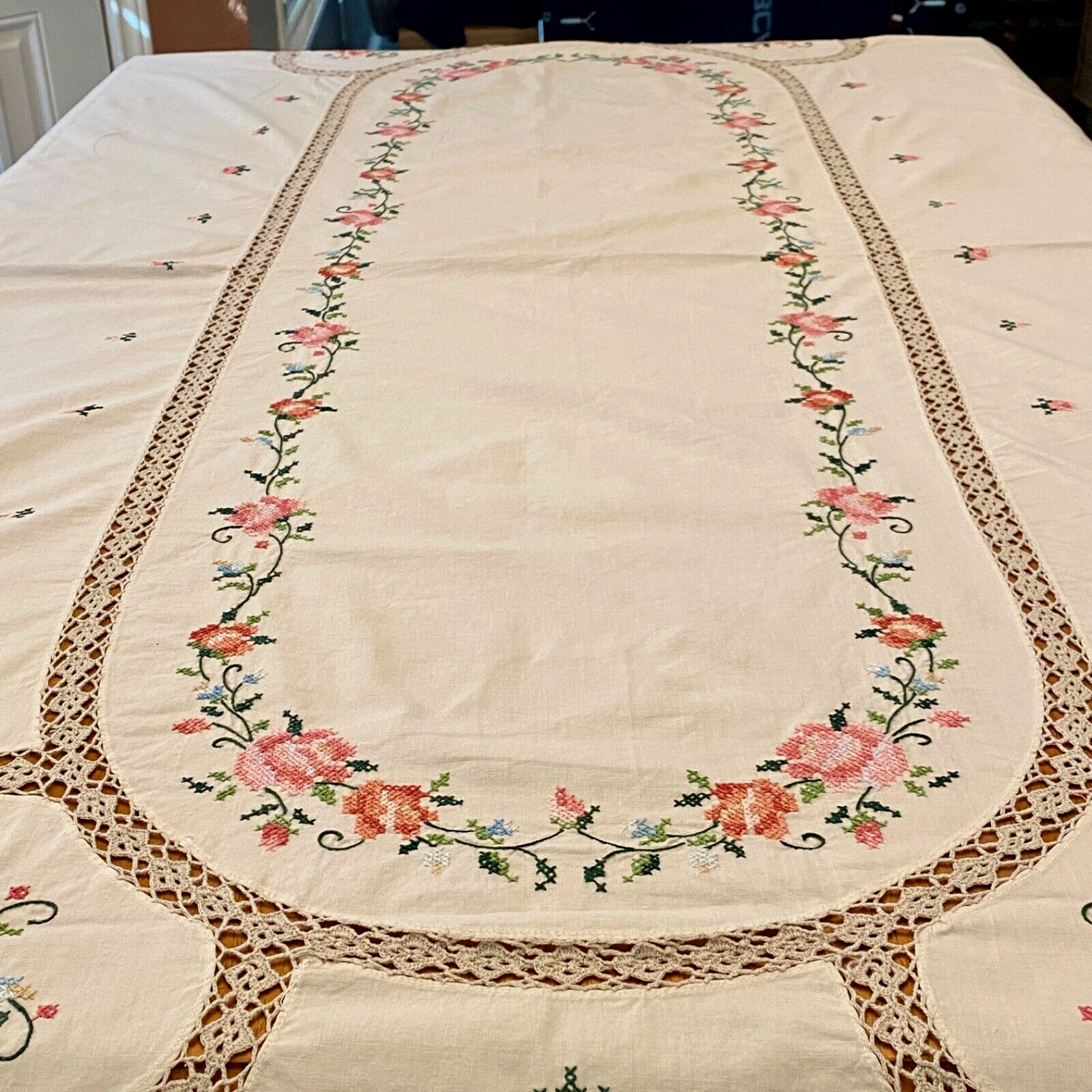 VTG Hand embroidered Cross stitch Tablecloth Hand Crochet Lace 65 X 96 Seats 6-8